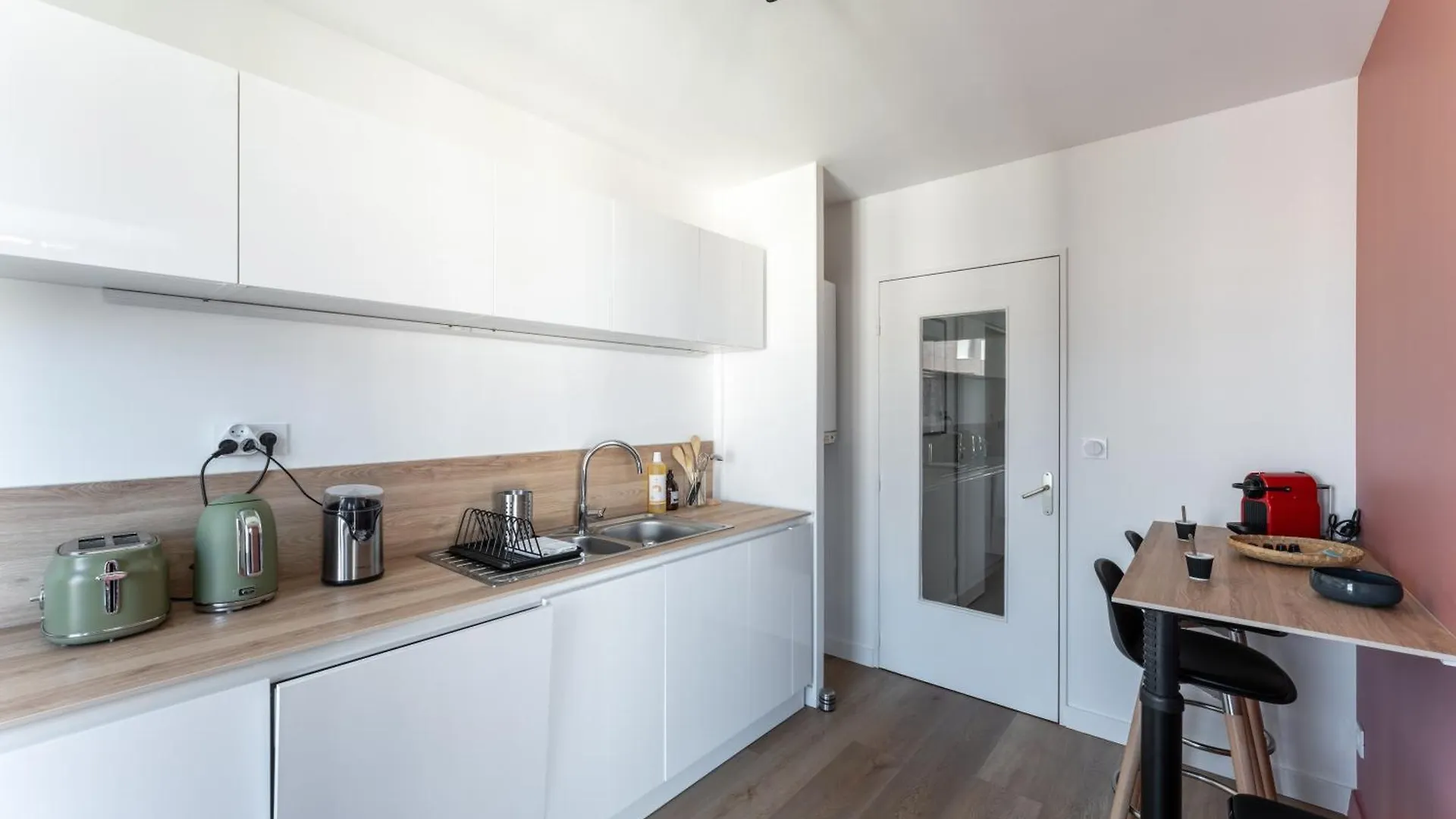 Apartamento Mdor - Montagari Appt A Lyon Francia